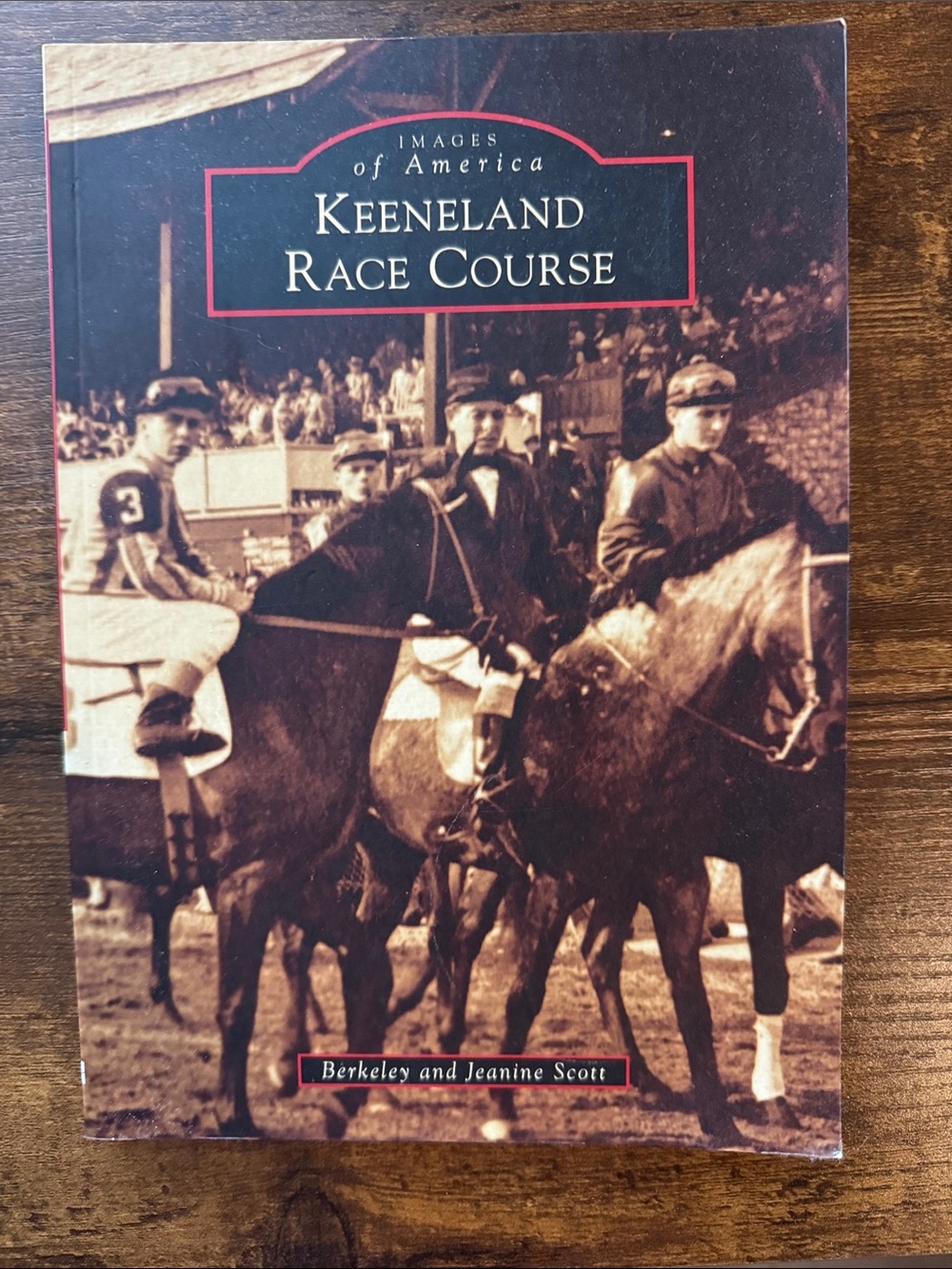 Keeneland Race Course (Images of America) - Beige/Brown Historic Photo Cover